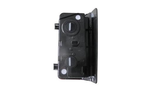 renault trafic- 3- 2015-2021  arka tampon ucu reflektörü sağ (sisli/ampüllü) (e marklı) Oem No (2655