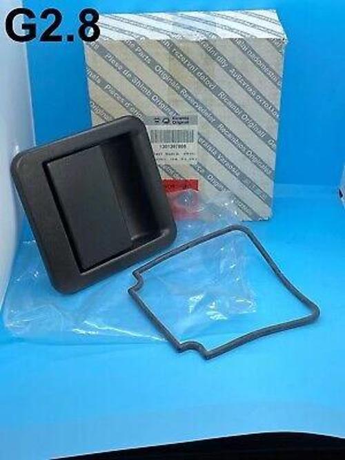 peugeot rifter- 2019-2024  ön panjur sıyah nıkelaj çerçevesız (tw) Oem No (981688680)