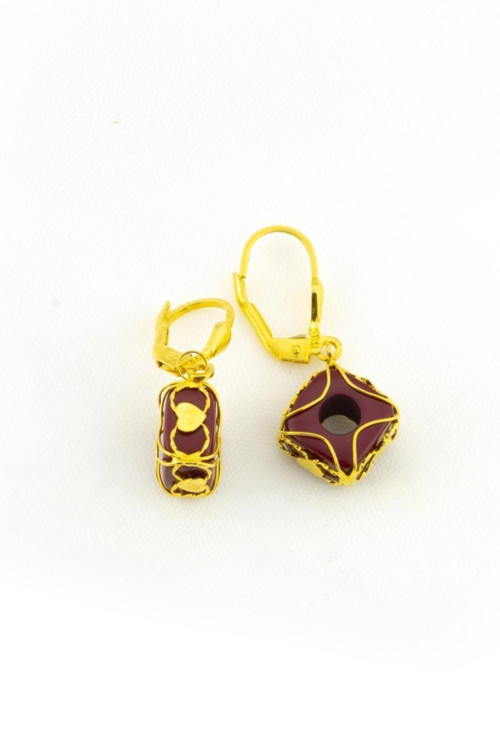 Bordo Boncuklu Küpe