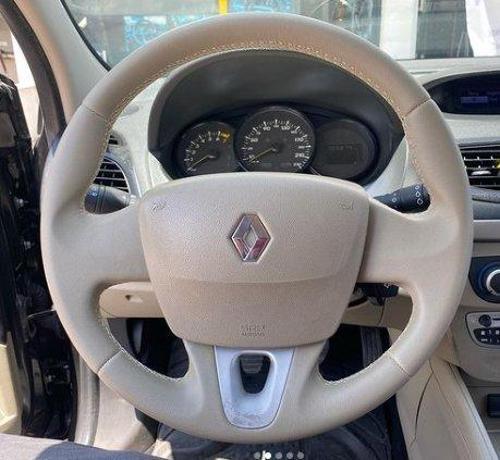 Fluence Tuşsuz Araca Özel Direksiyon Kılıfı (Airbeg Rengiyle Aynı Renktedir)