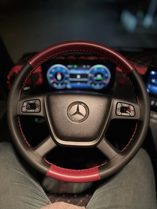 Mercedes Actors Direksiyon Kılıfı (Siyah Bordo)