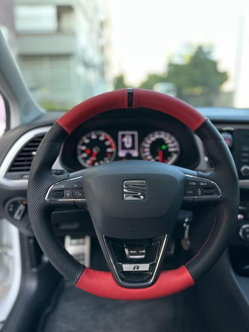 Seat Leon Style Araca Özel Direksiyon Kılıfı (Nokta Kırmızı Piona Black Yüzük)