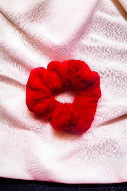 SOFT PELUŞ LASTİK TOKA