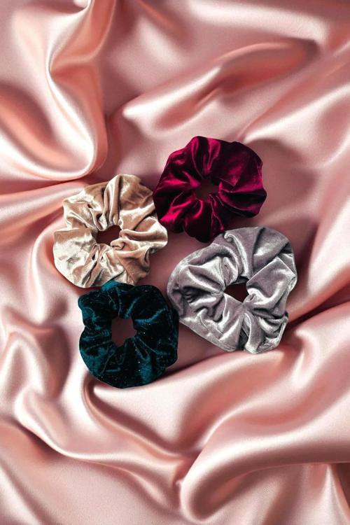 KADİFE 4 ADET LASTİK TOKA KARIŞIK RENK