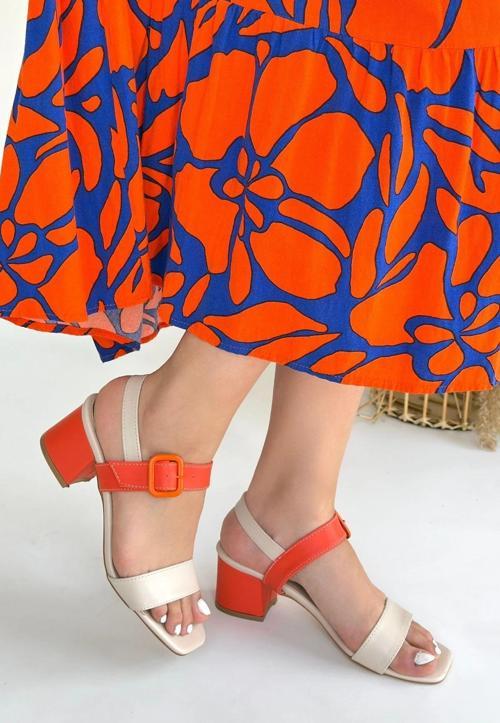 Year Bej Cilt Turuncu Detaylı Turuncu Topuklu Topuklu Ayakkabı