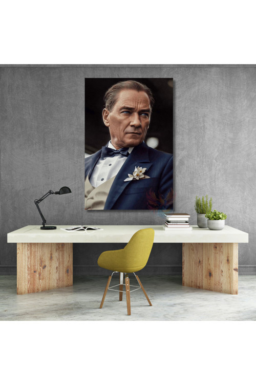Karizmatik Renkli Atatürk Görseli Kanvas Tablo Dikey Duvar Tablosu