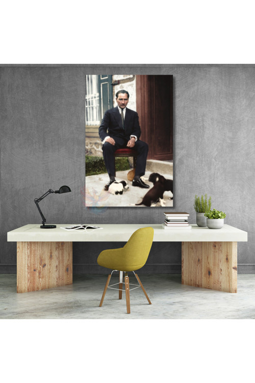 Takım Elbiseli Atatürk Kanvas Duvar Tablosu Dikey Tablo Ev Ofis Dekoru