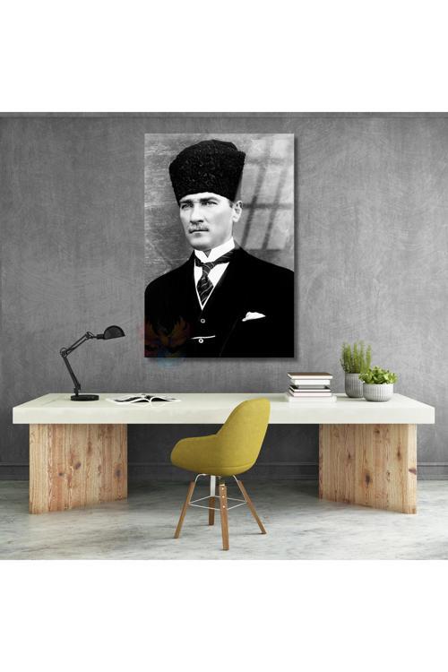 Dikey Cam Siyah Beyaz Atatürk Tablosu Cam Ofis Ev Tablosu Duvar Dekoru
