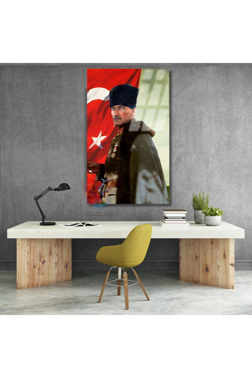 Atatürk ve Türk Bayrağı Renkli Görsel Cam Duvar Tablosu Dikey Duvar Tablosu