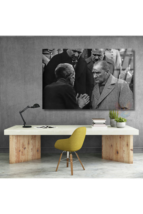 Atatürk ve Halk Temalı Siyah Beyaz Cam Tablo Modeli Yatay Duvar Tablosu