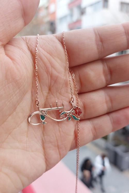 925 Ayar Gümüş Rose Altın Kaplama İsimli Karanfil Kolye