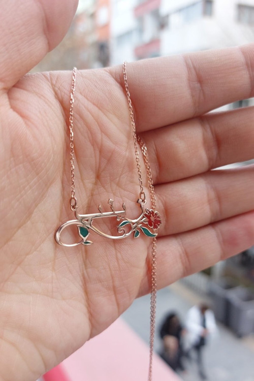 925 Ayar Gümüş Rose Altın Kaplama İsimli Karanfil Kolye