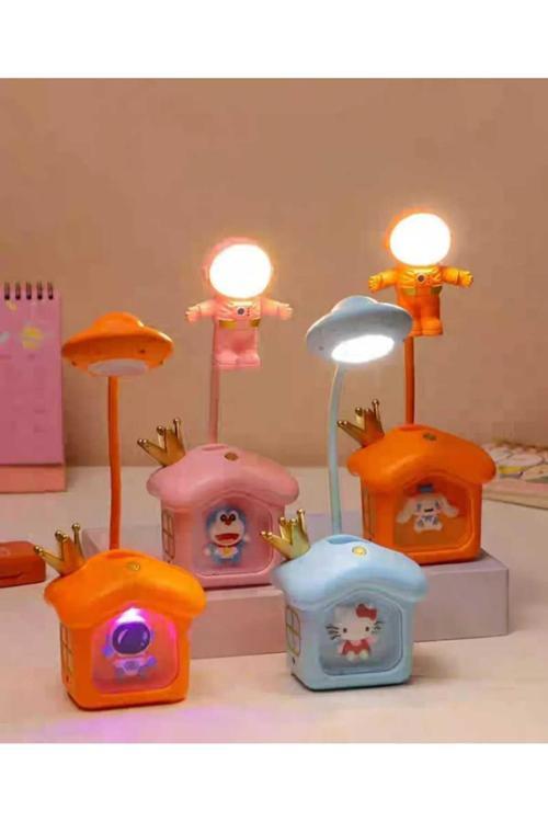 Kalemlik Renkli Astronot Başlık Masa Lambası