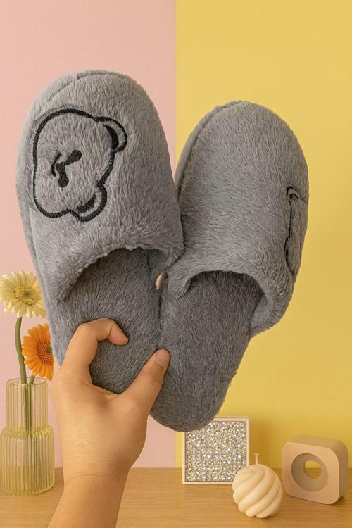 MOMO Ayıcık Kadın Ev Terliği Günlük Rahat Kışlık Terlik