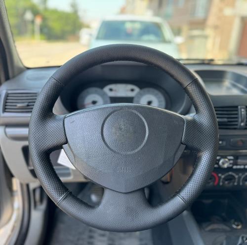 Clio 2 Araca Özel Direksiyon Kılıfı (NOKTA DÜZ)