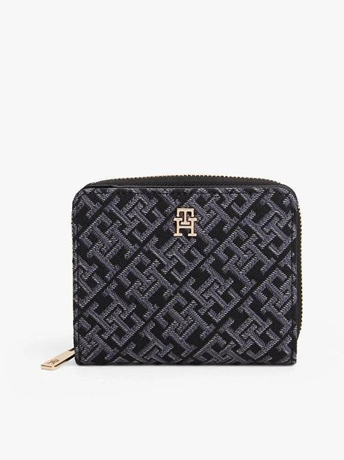 TH Icon Orta Boy Kapaklı Fermuarlı Jakarlı Kadın Siyah Cüzdan AW0AW17957BDS