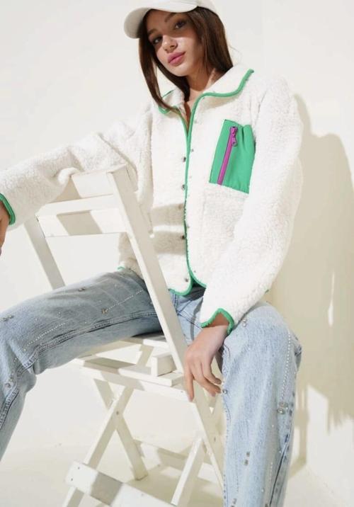 Yeşil fermuar cepli kuzu mont beyaz t1085