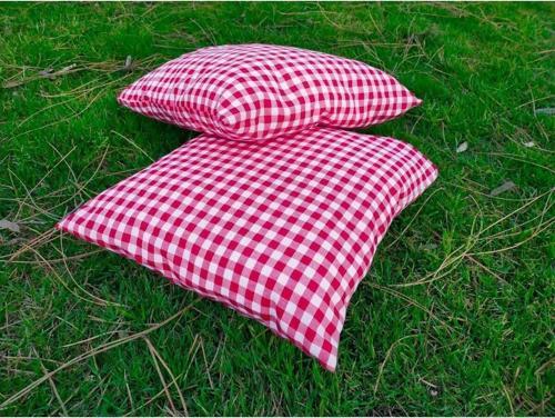 Kırmızı Pötikare Minder 6'Lı