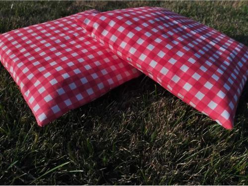 Kırmızı Pötikare Minder Tekli- Sıvı Itici Özelliğe Sahip - 40*40 4'Lü