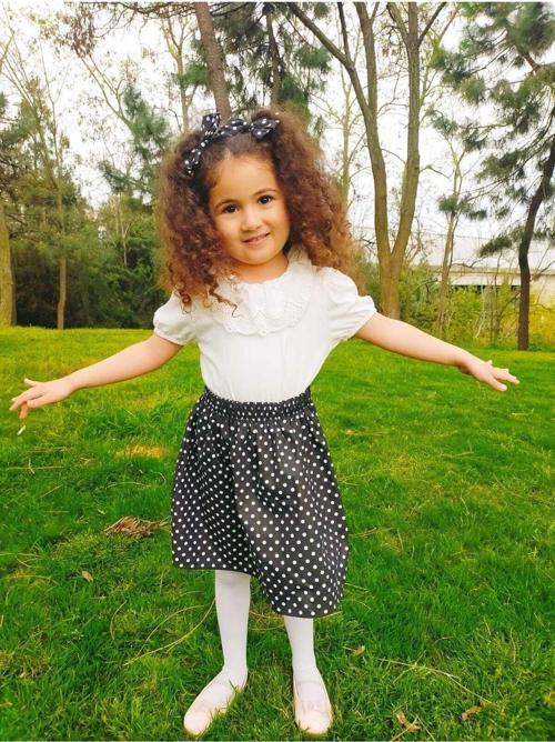 Siyah Beyaz Puantiyeli Etek Toka Takımı