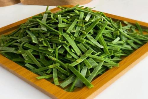 Ev Yapımı %100 Doğal Ispanaklı Erişte (1000 Gr)