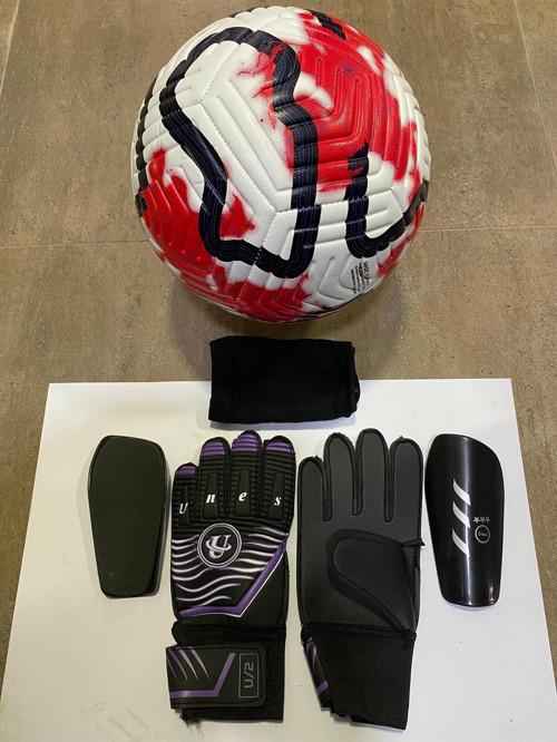 5 No Kırmızı Desenli Futbol Topu Kaleci Edliveni Ve Tekmelik 3Lü Set Pompa Hediyeli