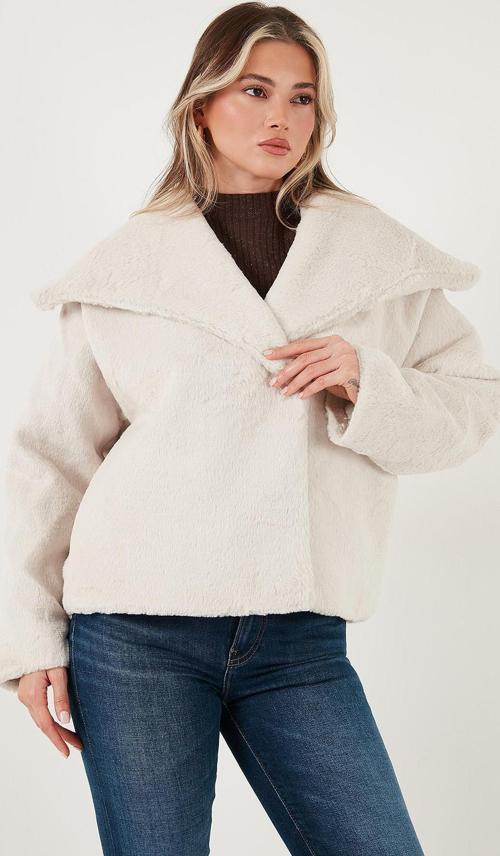 Oversize Geniş Yaka Çıtçıt Düğmeli Astarlı Peluş Bayan Mont 6839623 BEYAZ