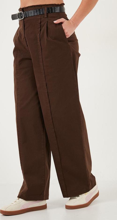 Pamuklu Relaxed Fit Geniş Paça Dikiş Detaylı Kemerli Bayan Pantolon 68351208 KAHVE