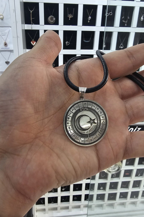 925 Ayar Gümüş Deri kordonlu Ayyıldız Kolye