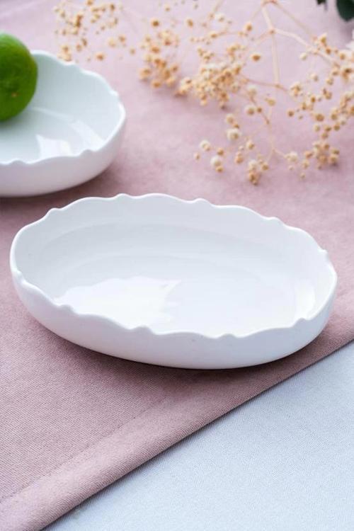 Nirvana Oval Tabak 15,75cm