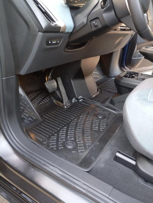 Bmw Ix 2022 Sonrası 3D Araca Özel Havuzlu Paspas Bmy