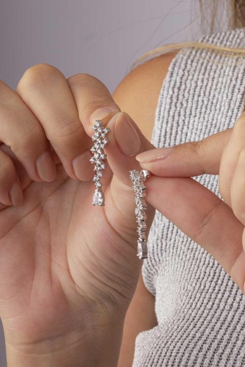 Pırlanta Montür 4 Tırnaklı Su Yolu 925 Ayar Küpe