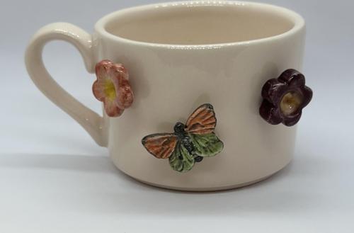 SERAMİK MIKNATIS 3LÜ CHARMLI FİNCAN, KELEBEK VE ÇİÇEKLİ CHARM