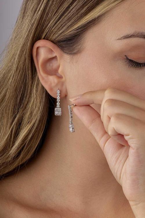 Baget Taşlı Rodyum Kaplama Su Yolu 925 Ayar Gümüş Küpe