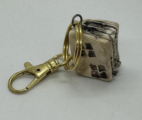 SERAMİK KİTAP TEMALI ANAHTARLIK