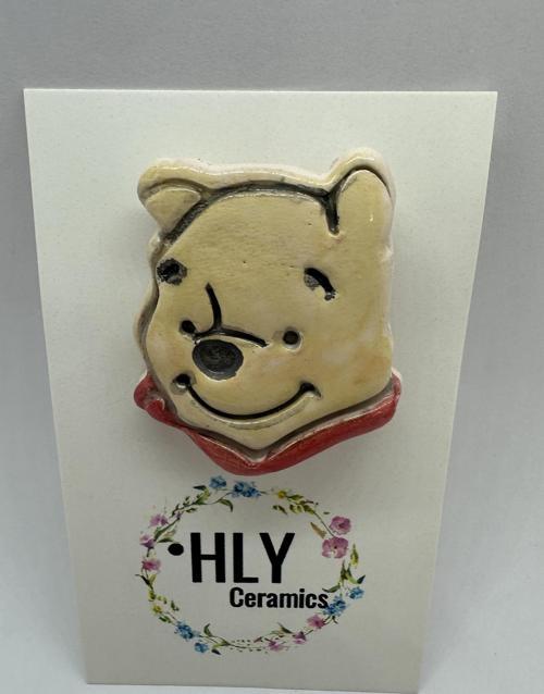 Bal Seven Ayıcık Seramik Yaka İğnesi