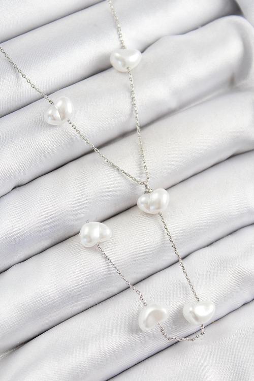 BFS 316L Çelik İncili Kalp Figürlü Y Model Gümüş Renk Kadın Kolye