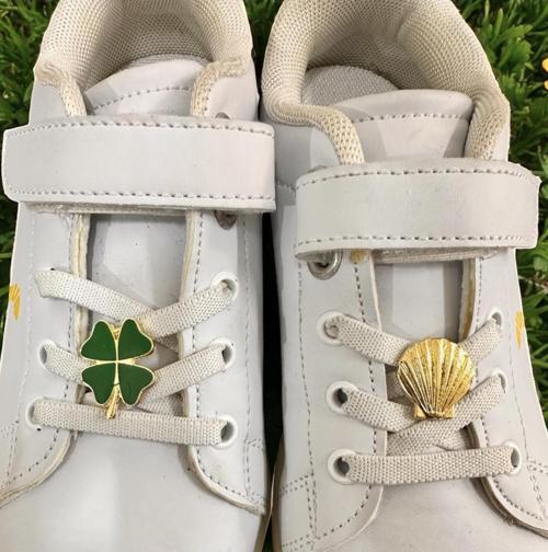 Metal Spor Ayakkabı Bağcık Jibbitz / Charm / Süsü Klipsli 2 Li Yonca Deniz Kabuğu