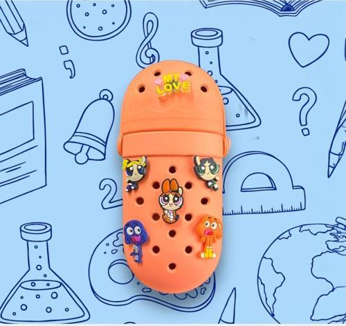 Yumuşak Kauçuk Delikli Terlik Şeklinde Kalem Kutusu