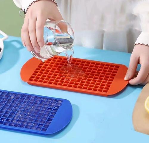 160'lı Mini Küp Şekilli Silikon Buzluk, Sunum Buzluk