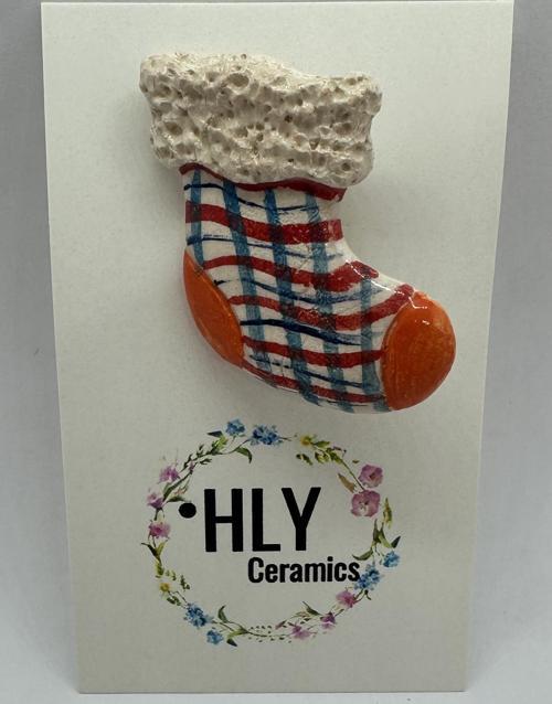 Renkli Çorap Şeklinde Seramik Yaka İğnesi