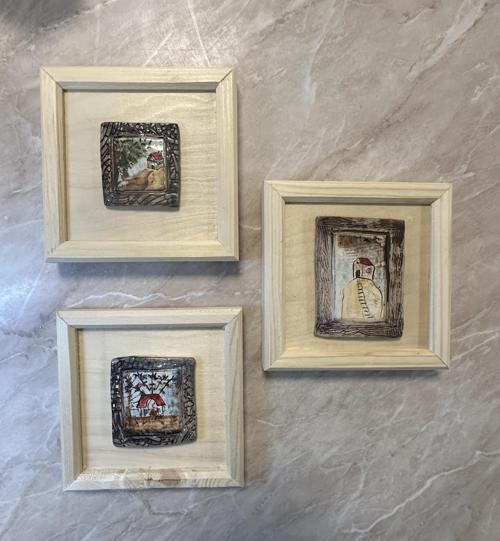 Ahşap Çerçeveli Eskitme Seramik Tablo Seti (3’lü) – Ev Serisi