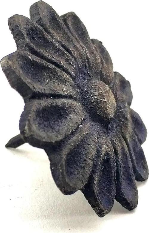 Antika Tarz Dekoratif Pirinç Papatya Kabara - 42 Mm, Oksit