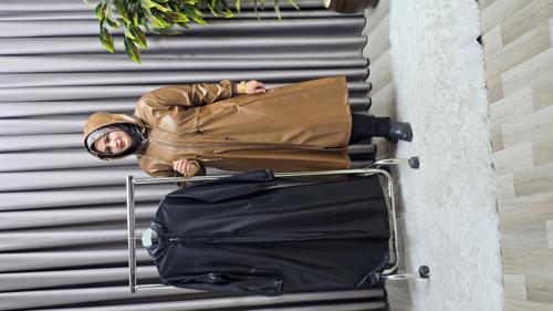 Kadın Büyük Beden Kapşonlu Fermuarlı Suni Deri Tesettür Kap Su Geçirmez Dış Giyim