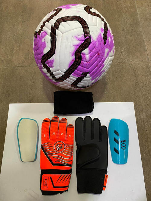 5 No Yıldızlı Futbol Topu Kaleci Eldiveni Ve Tekmelik Seti Pompa Hediyeli