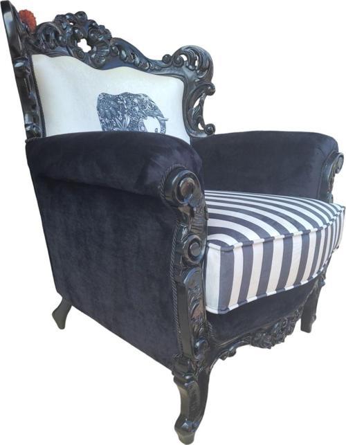 Digital Black Retro Berjer