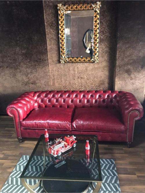 Premium Red Hakiki Deri Chesterfield