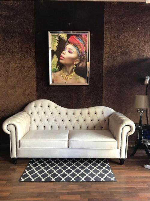 Gralish Kuğu Chesterfield