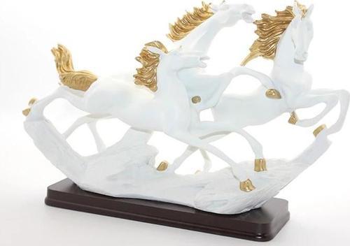 MDB Polyester 3'lü Şahlanmış At Figürü