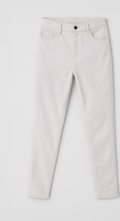 Kadın Yüksek Bel Slim Fit Dar Paça Beyaz Jean Pantolon